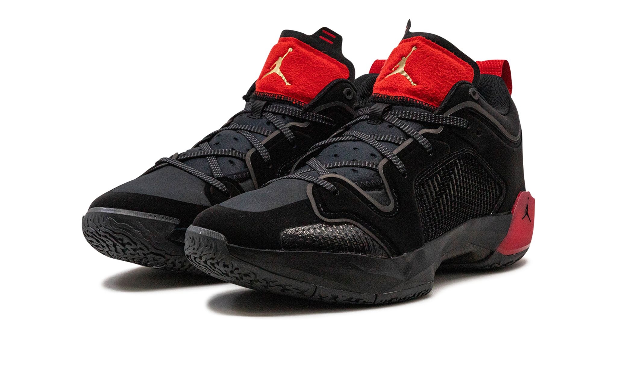 NIKE ☆ Air Jordan 37 Low ‘Bred’ The Air Jordan 37 Low Bred Drops March 30th