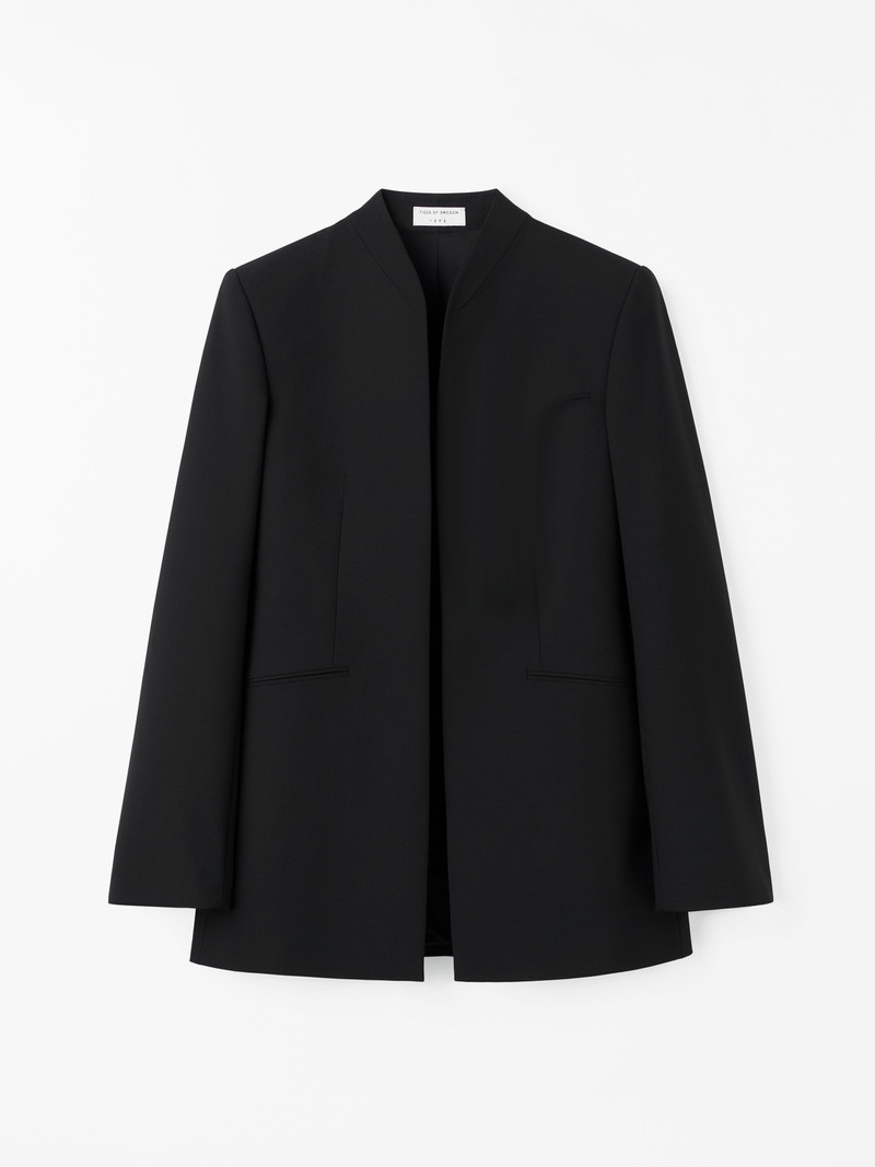 Everly Black Collarless Blazer 1