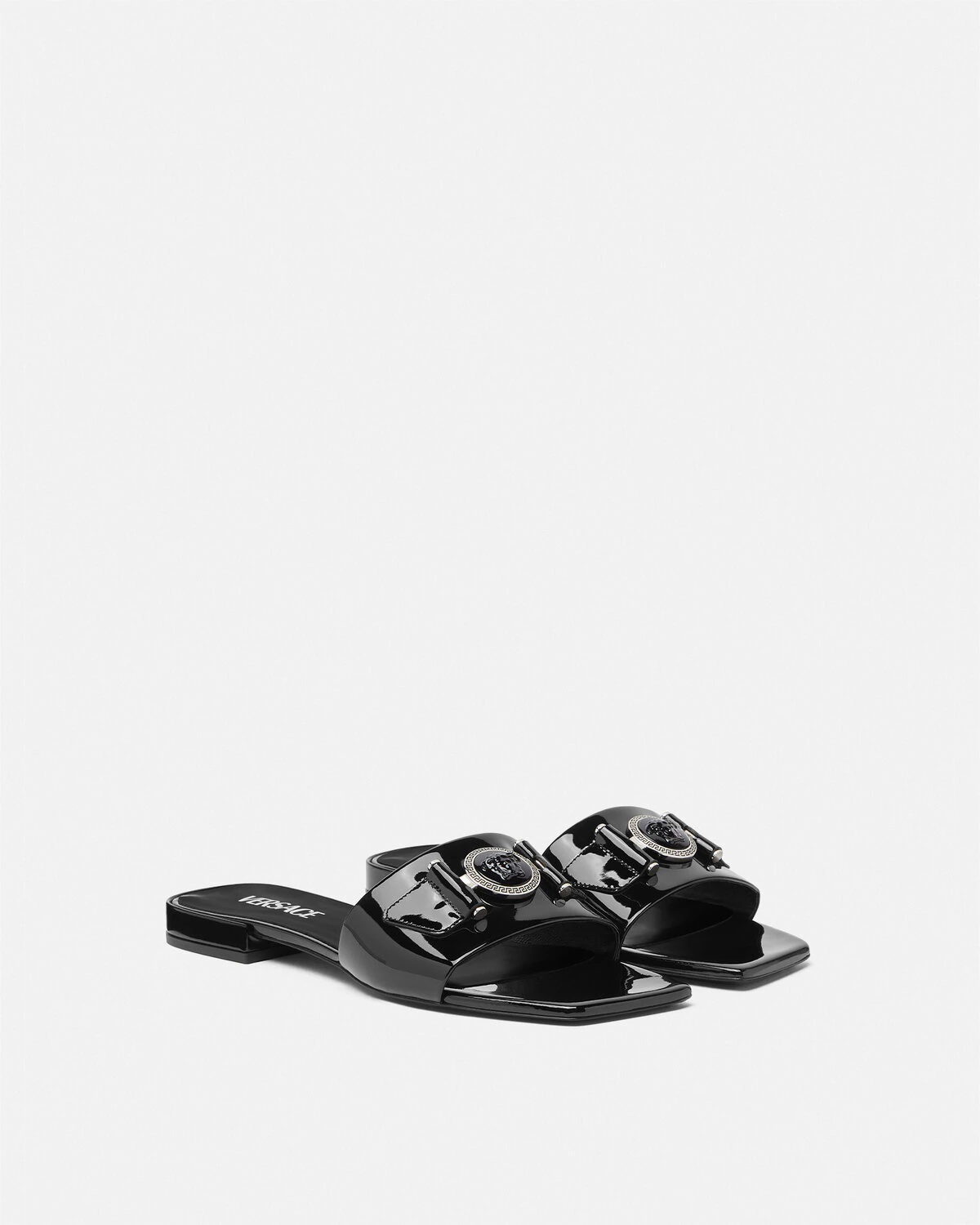 Medusa Buckle Leather Flat Sandals - 2