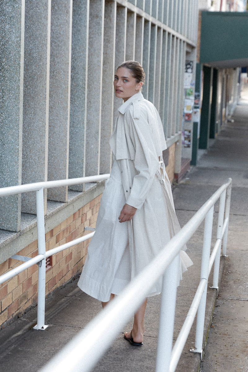 Relaxed Trench - Putty - 9