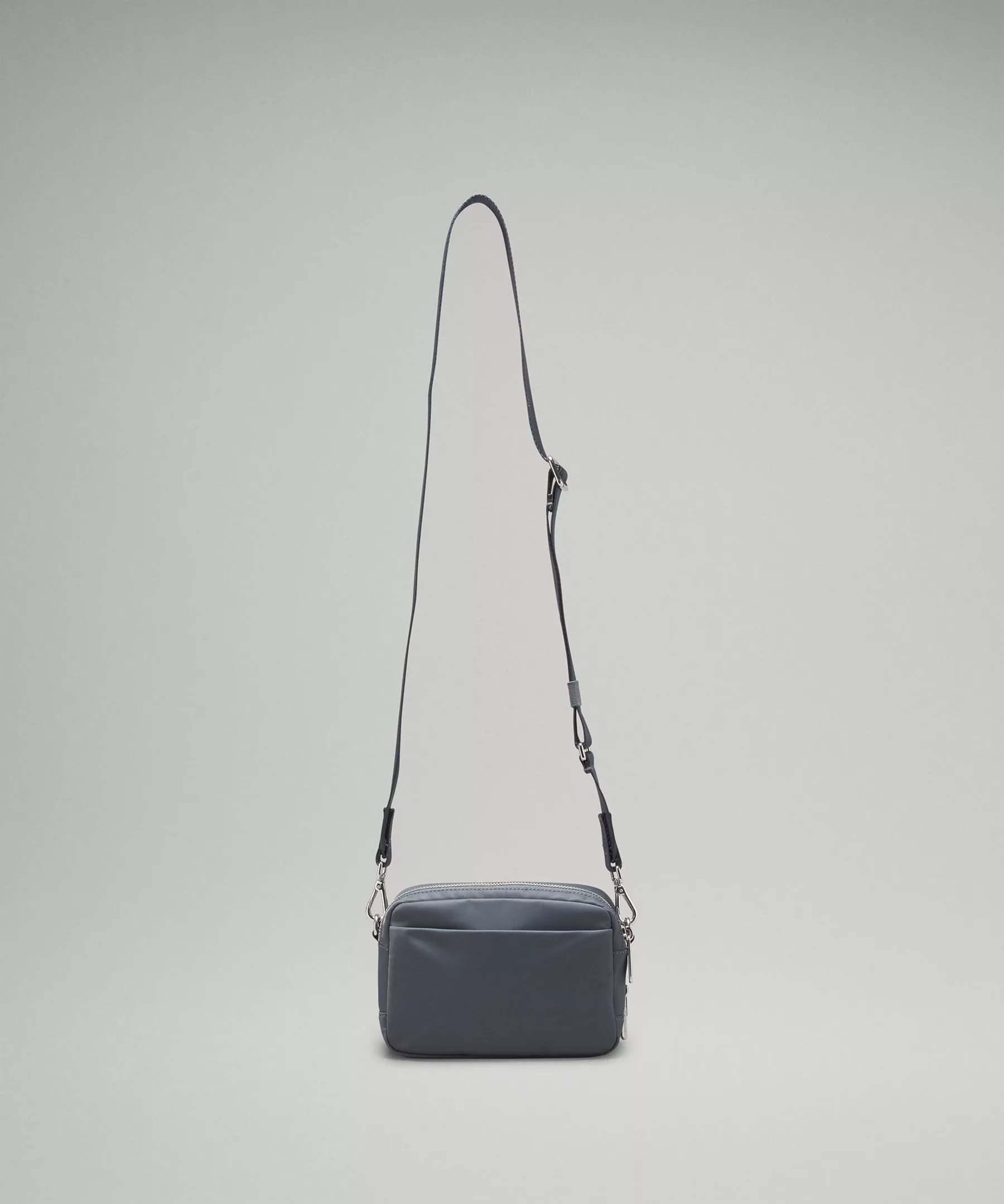 Everywhere Crossbody Bag 2L *Metal Hardware - 3
