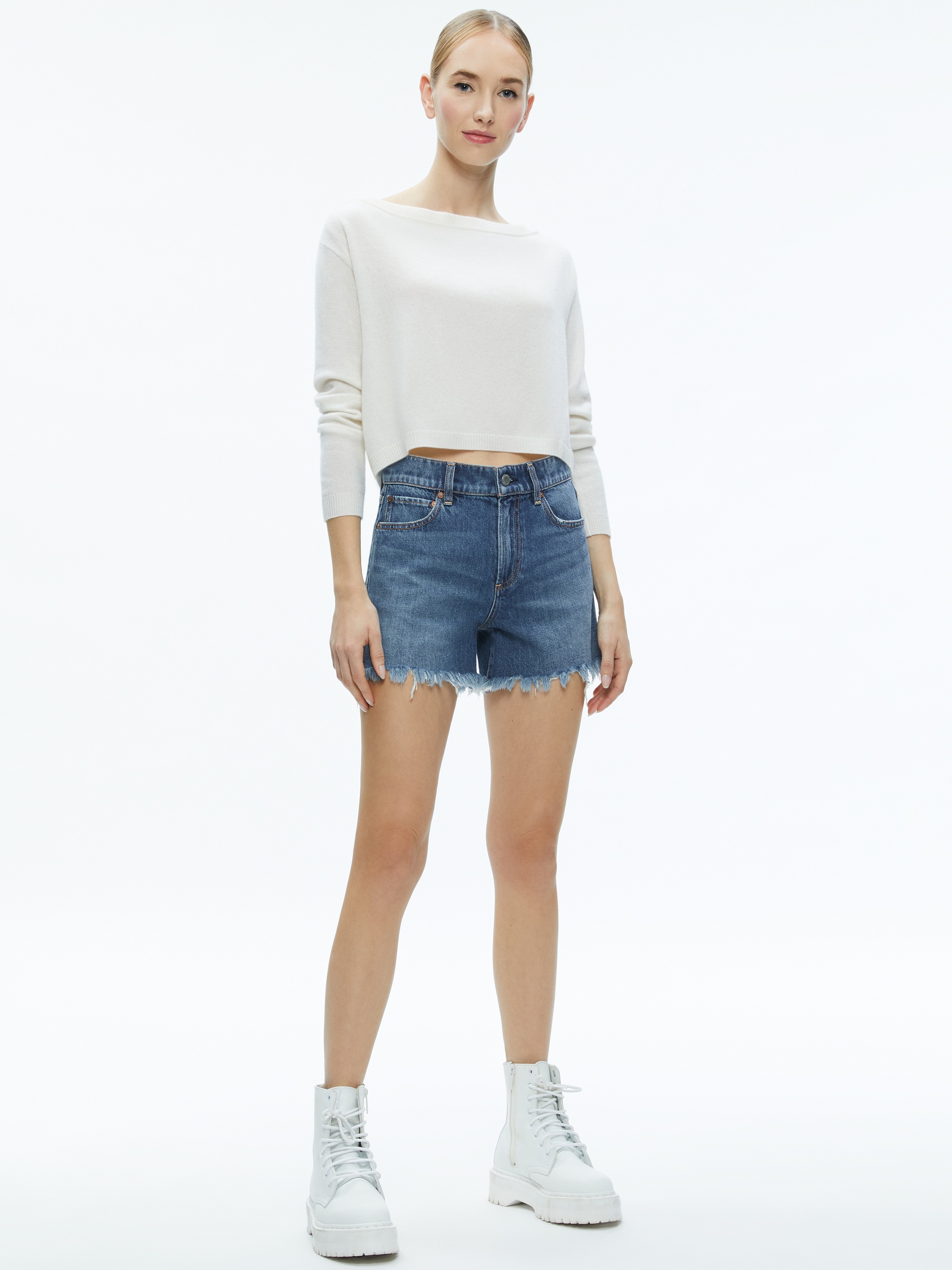 TRISH LOW RISE BAGGY SHORT WITH RAW HEM - 6