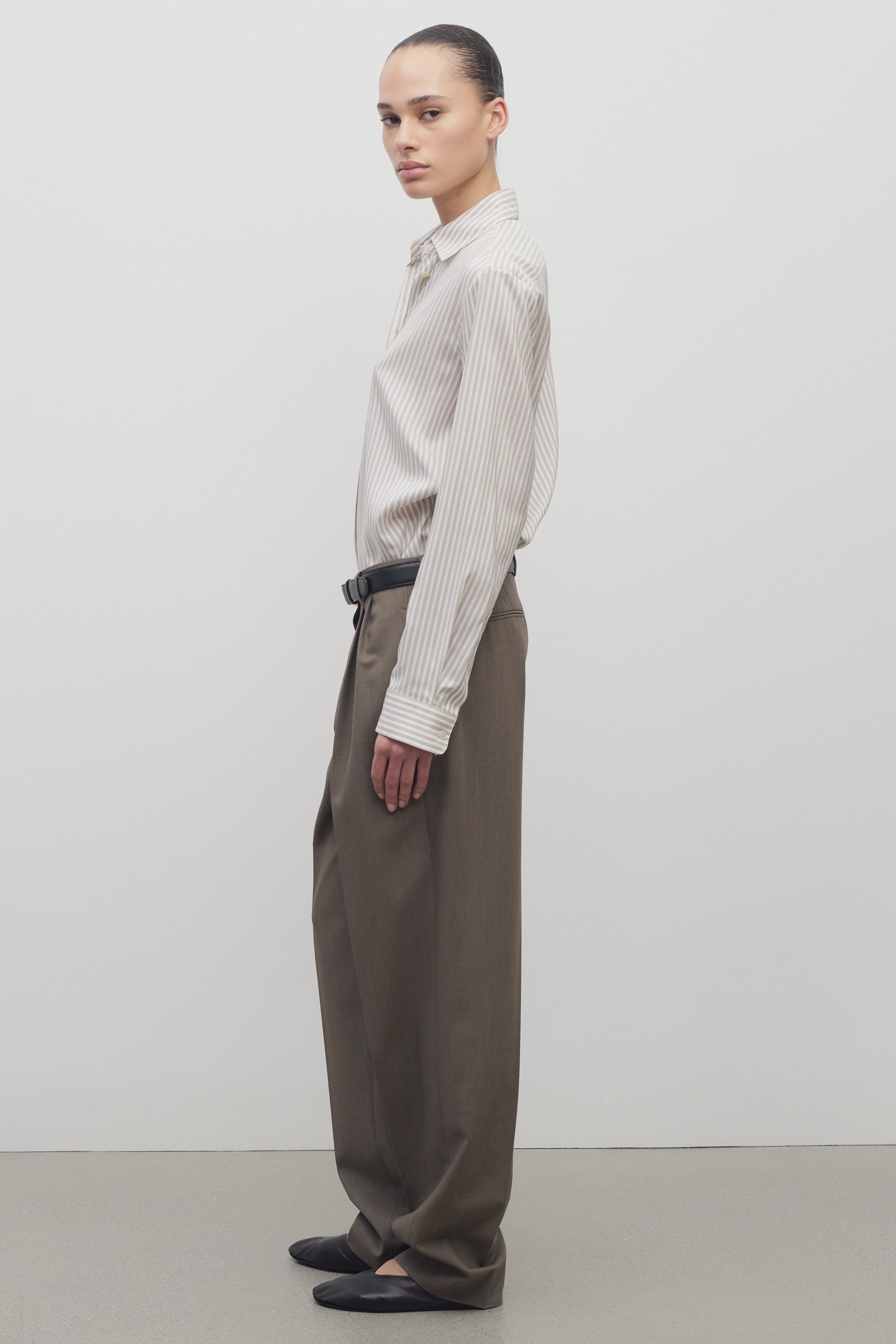 Bryce Pant in Wool and Silk - 4
