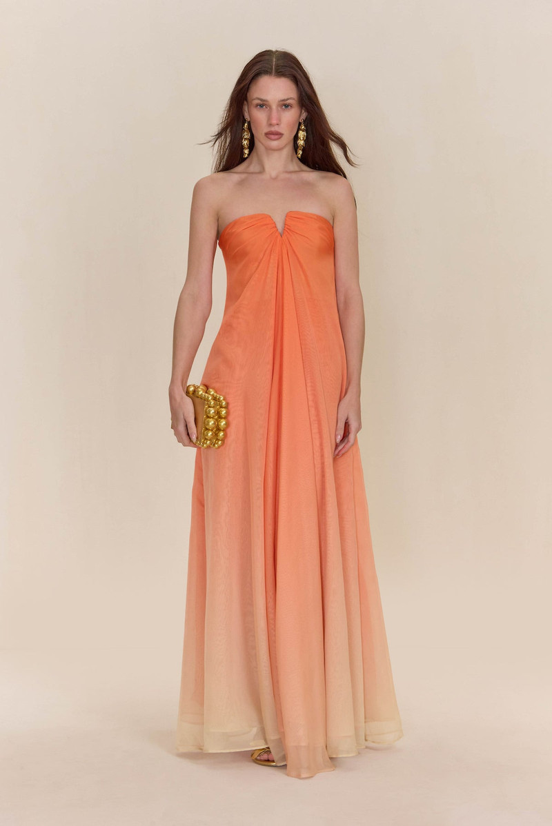 얀셀 GOWN 1
