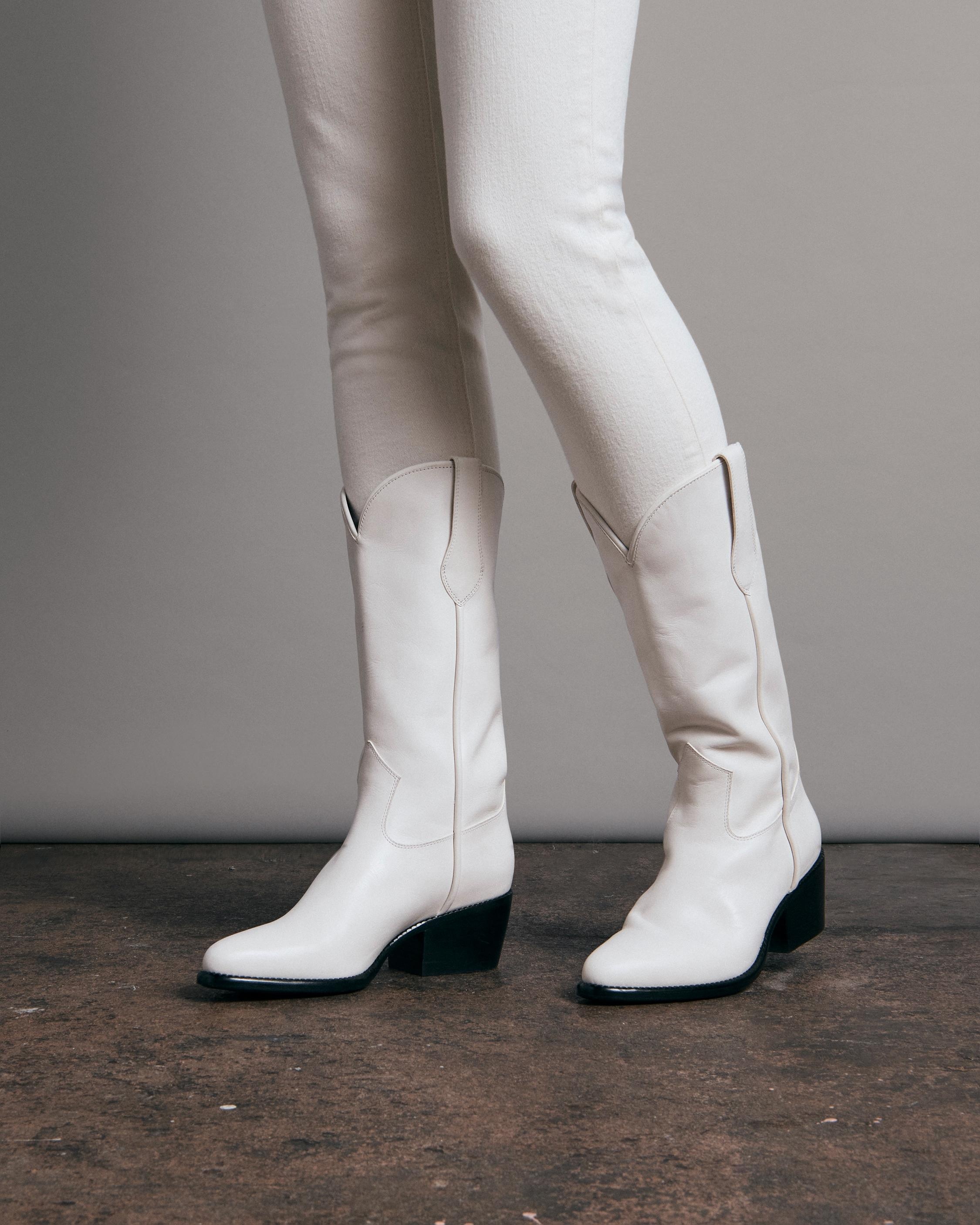 Rb Cowboy Boot - Leather
Heeled Boot - 2