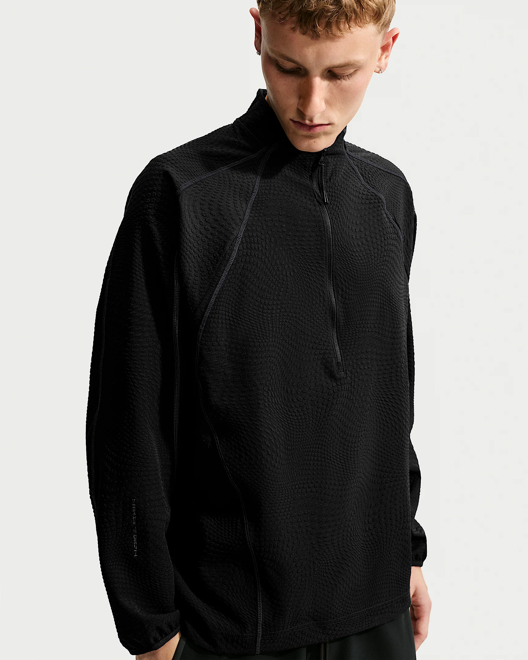 Nike Tech Men's Loose Dri-FIT Quarter-Zip Top - 1
