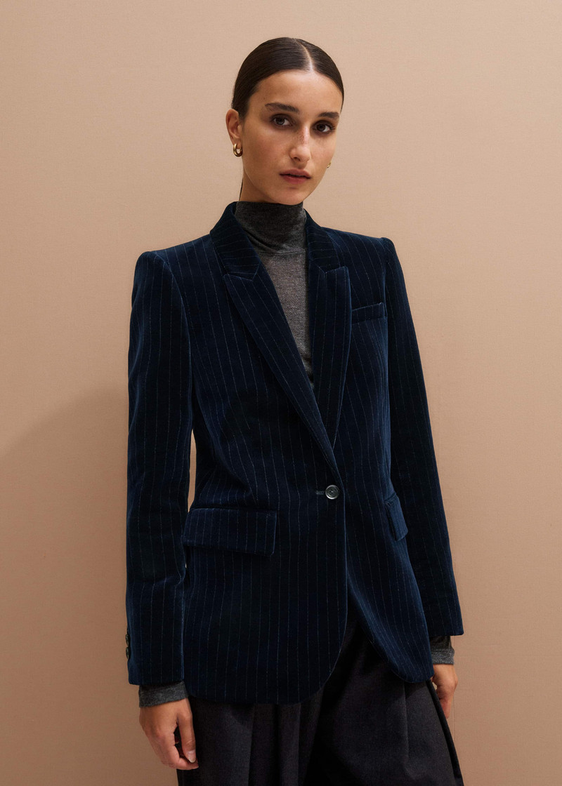 Sharp Shoulder Blazer 4