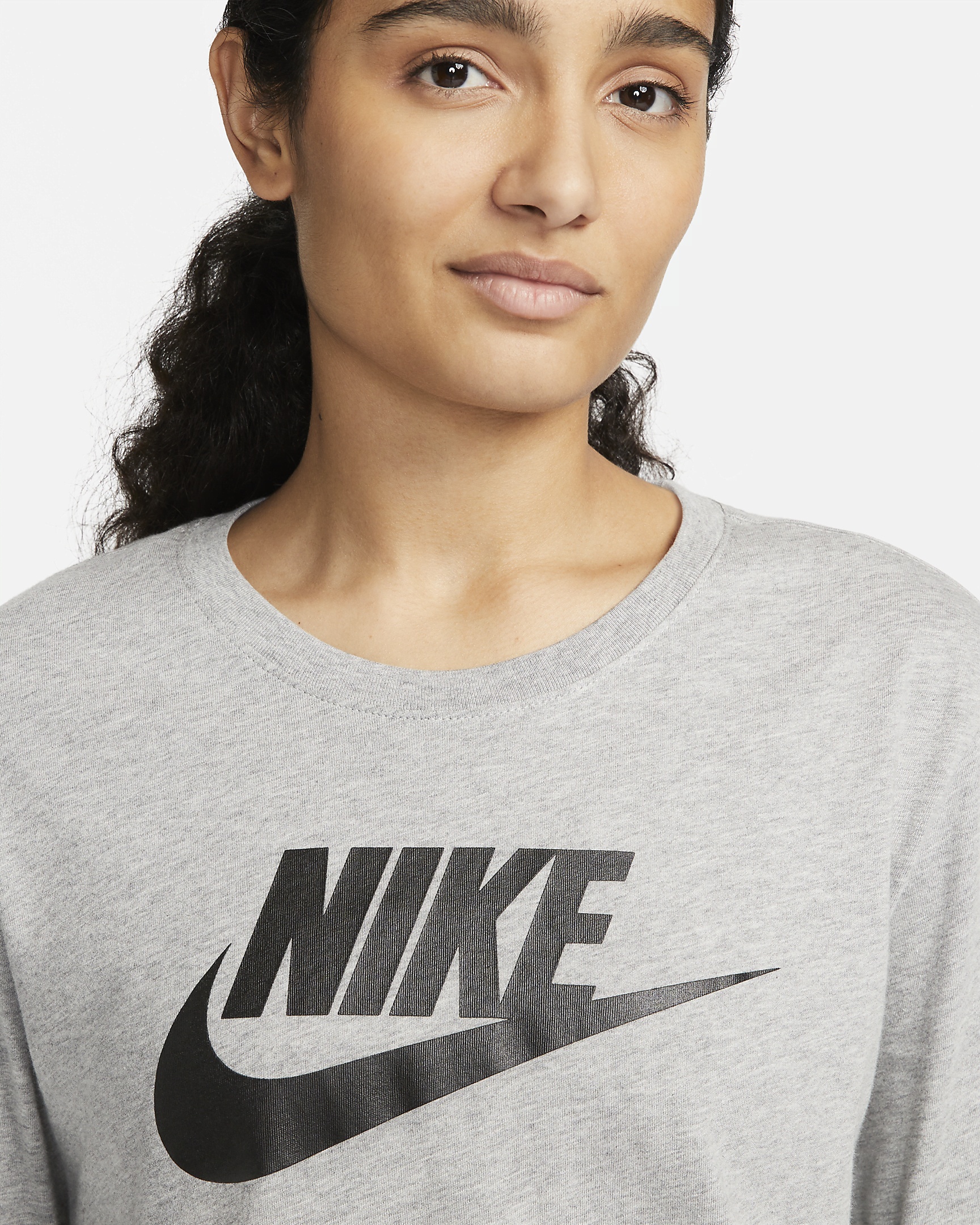 Women's Nike Sportswear Essentials Long-Sleeve Logo T-Shirt - 3