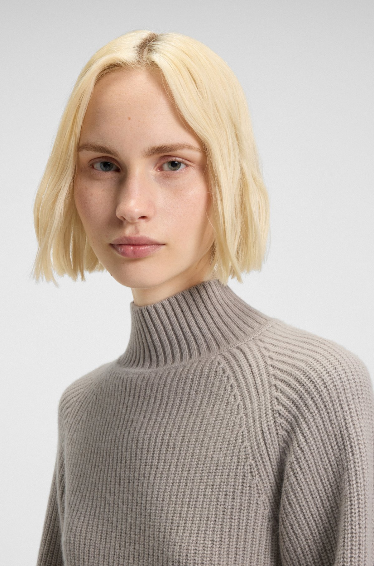 LOOSE-FIT ROLLNECK SWEATER WITH RAGLAN SLEEVES - 5