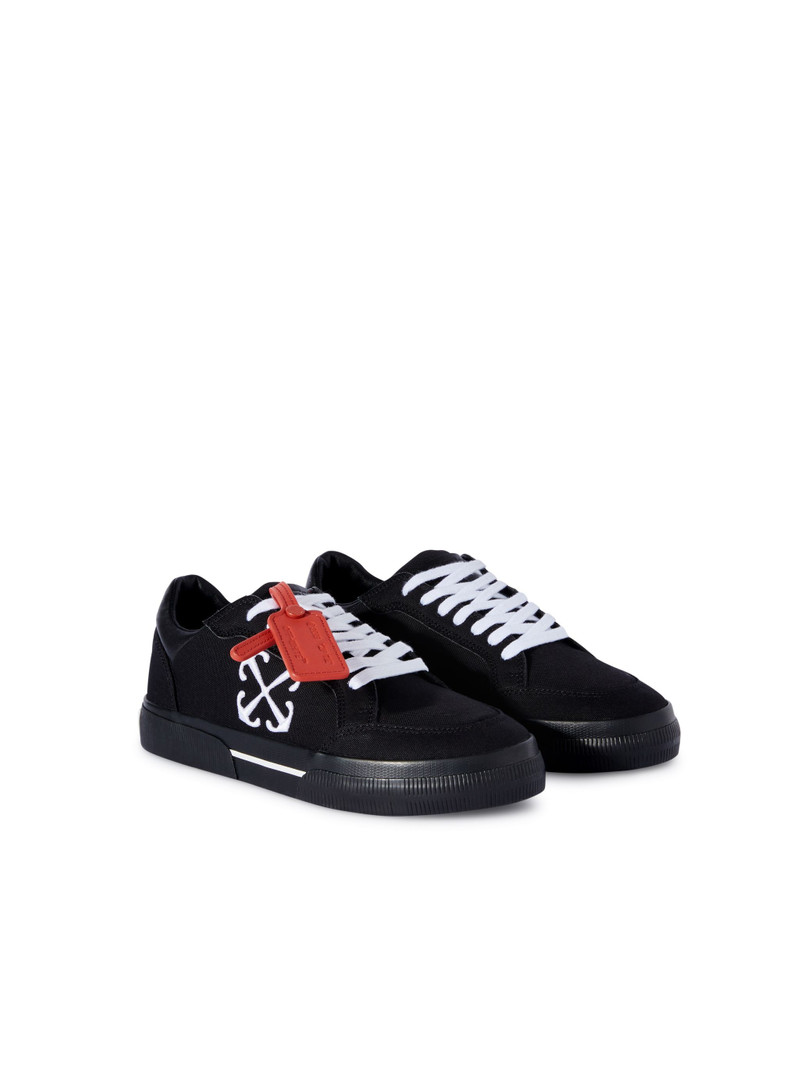 Off-White Black/white Canvas Vulcanized outlook