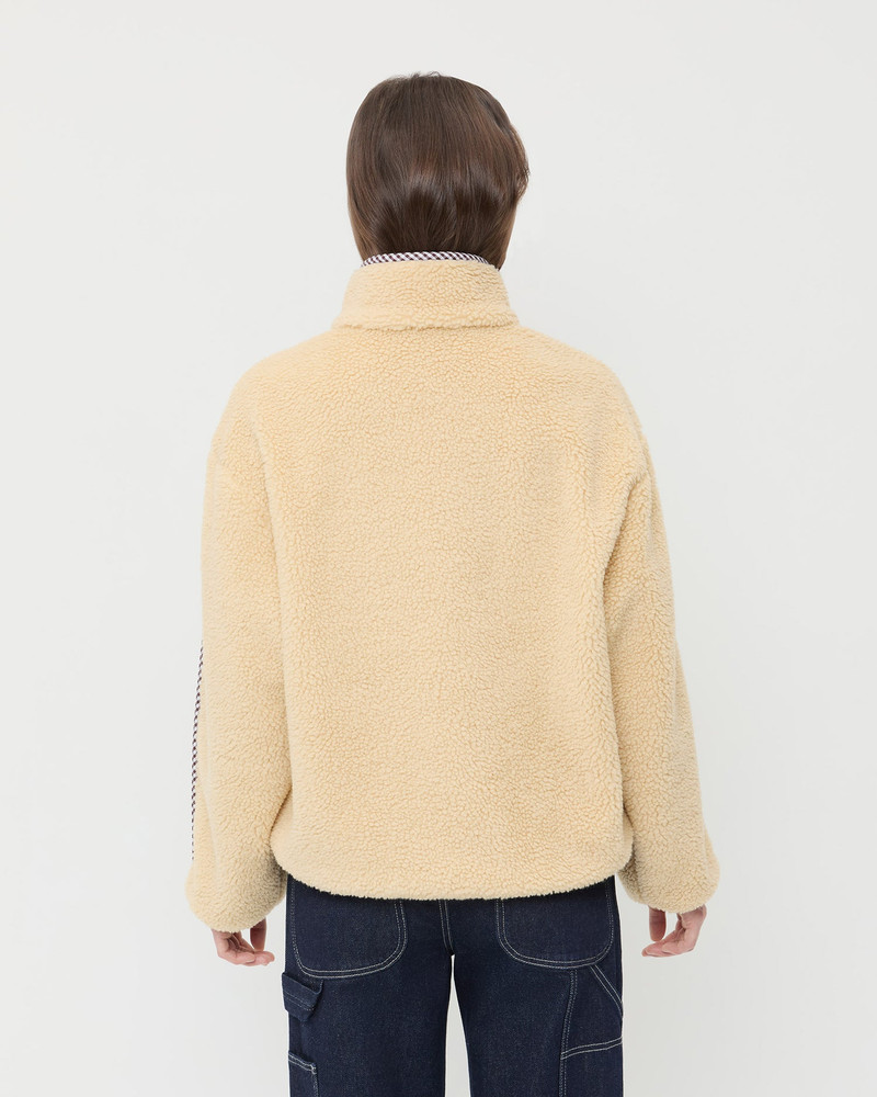 Liz Fleece 3