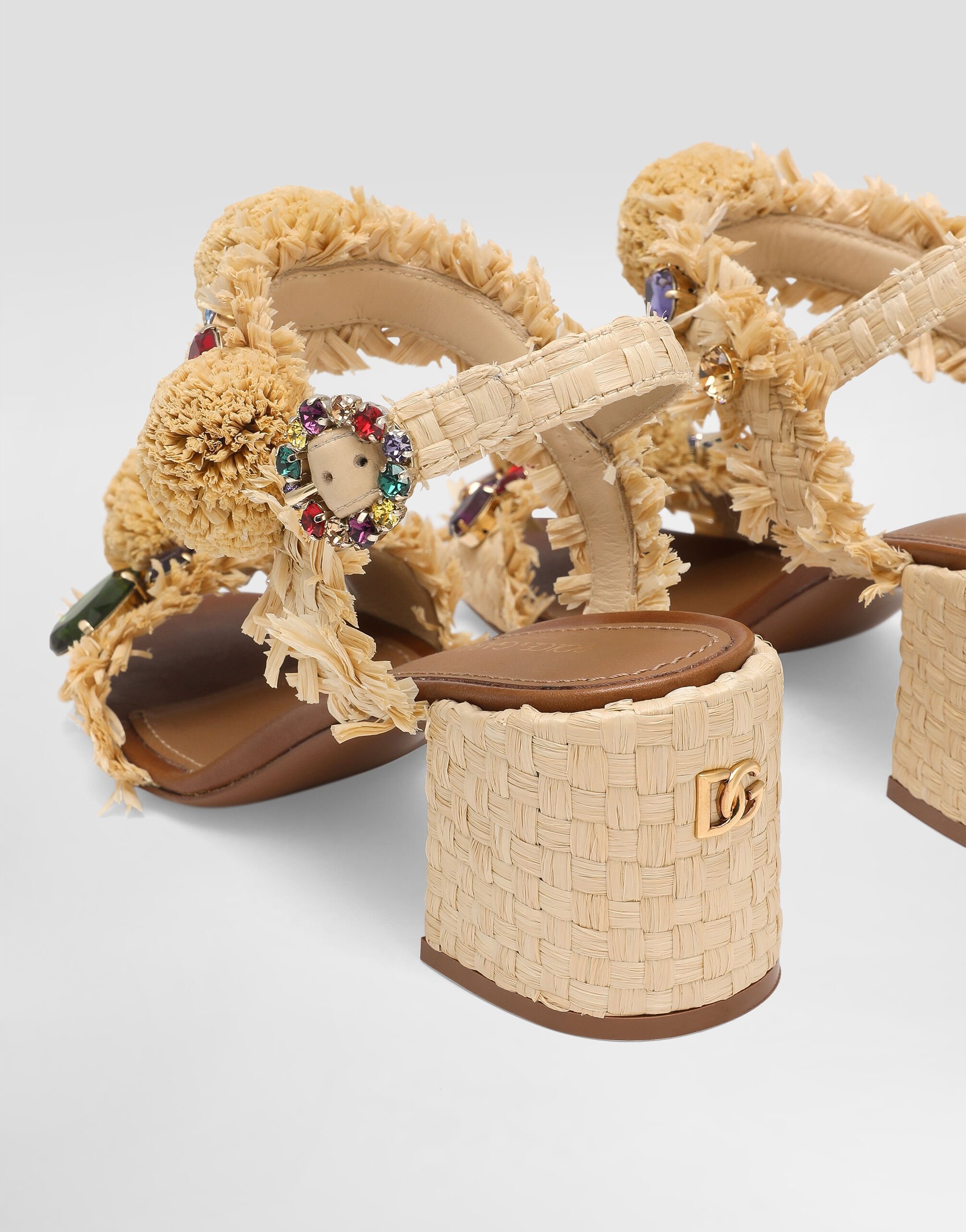 Embroidered sandal with fringes - 4