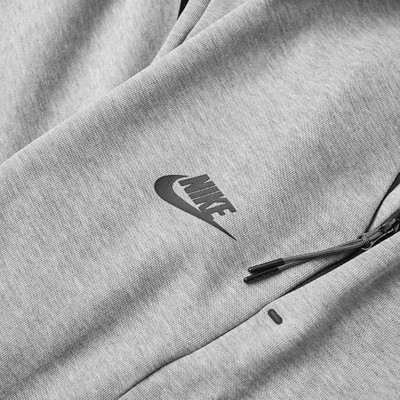 Nike Nike Tech Fleece Short outlook