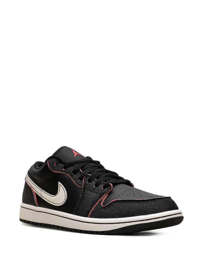 Jordan Air Jordan 1 Low SE sneakers outlook
