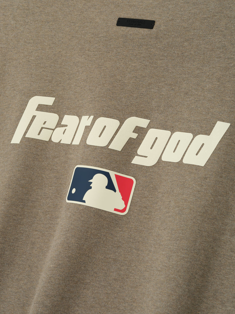 ESSENTIALS MLB Sport Crewneck outlook