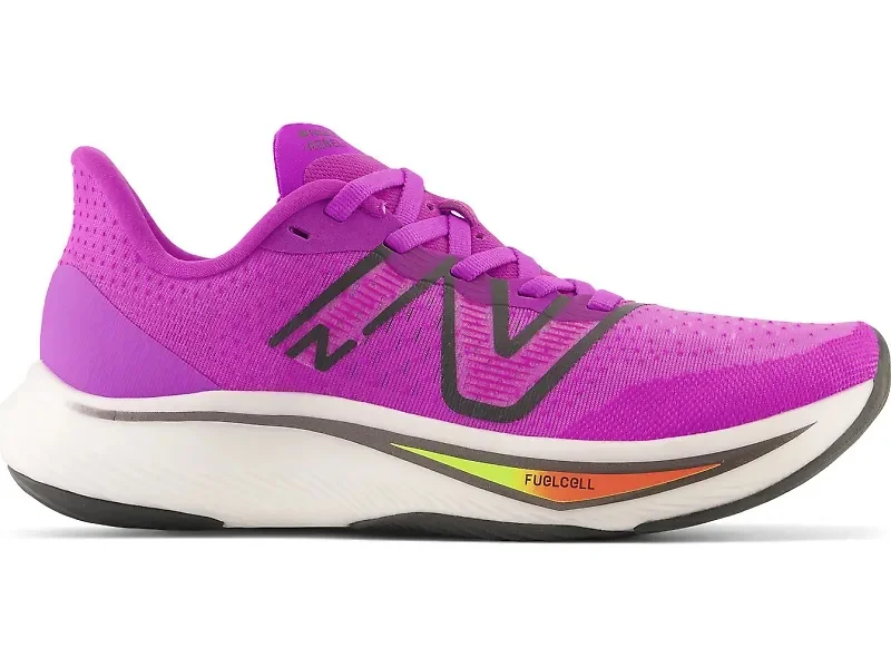 New Balance FuelCell Rebel v3 - 1