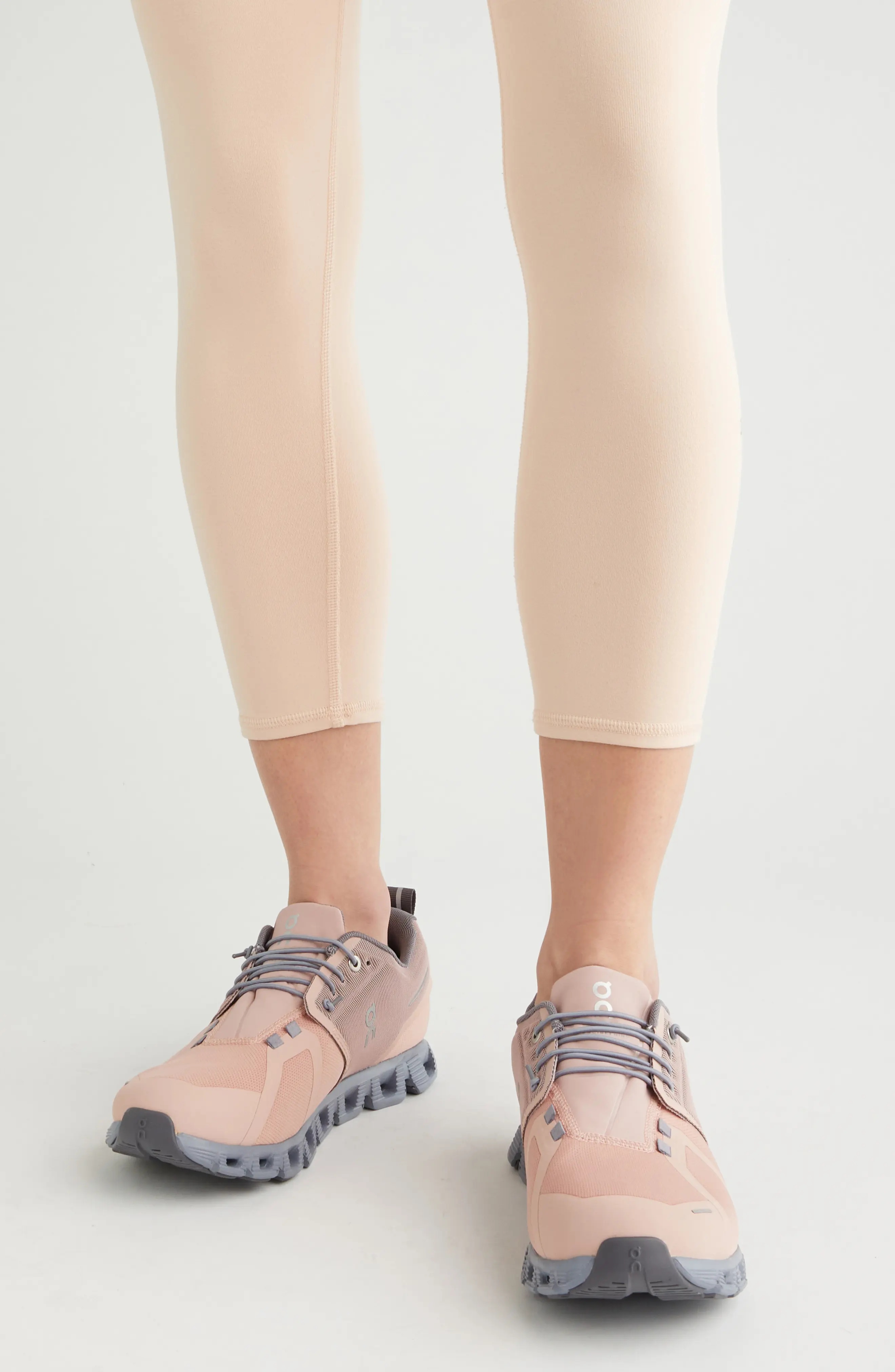 Cloud Waterproof On Feet On Cloud Waterproof Running Shoe In Rose