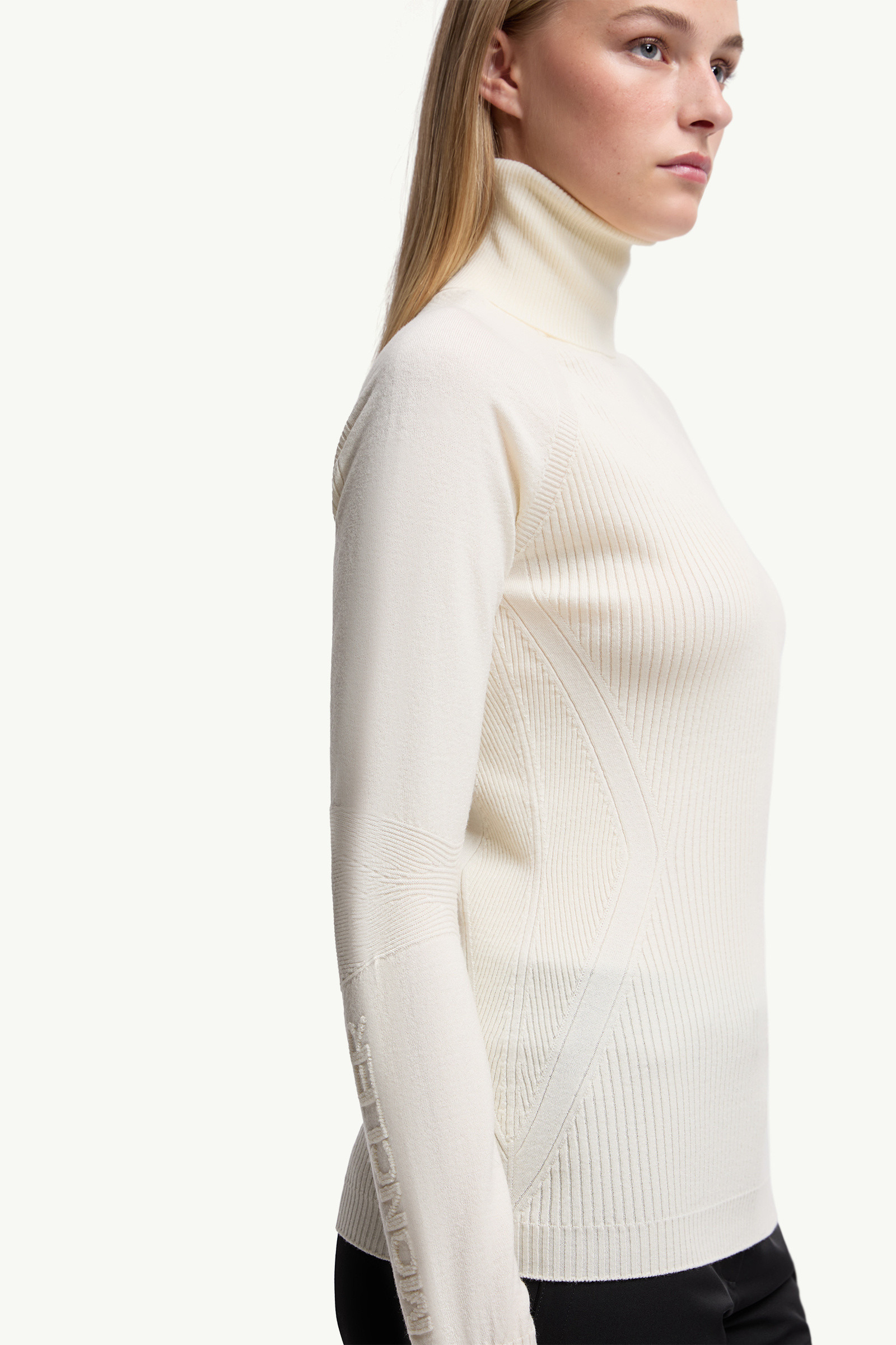Wool Blend Turtleneck Sweater - 6