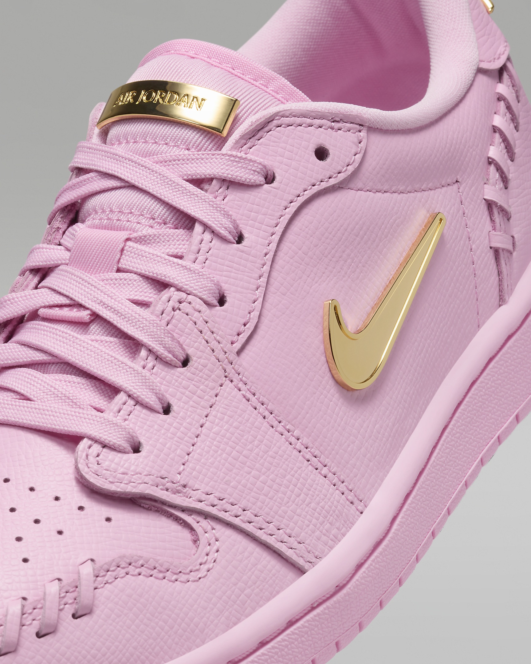 Jordan shops 1 pink and gold