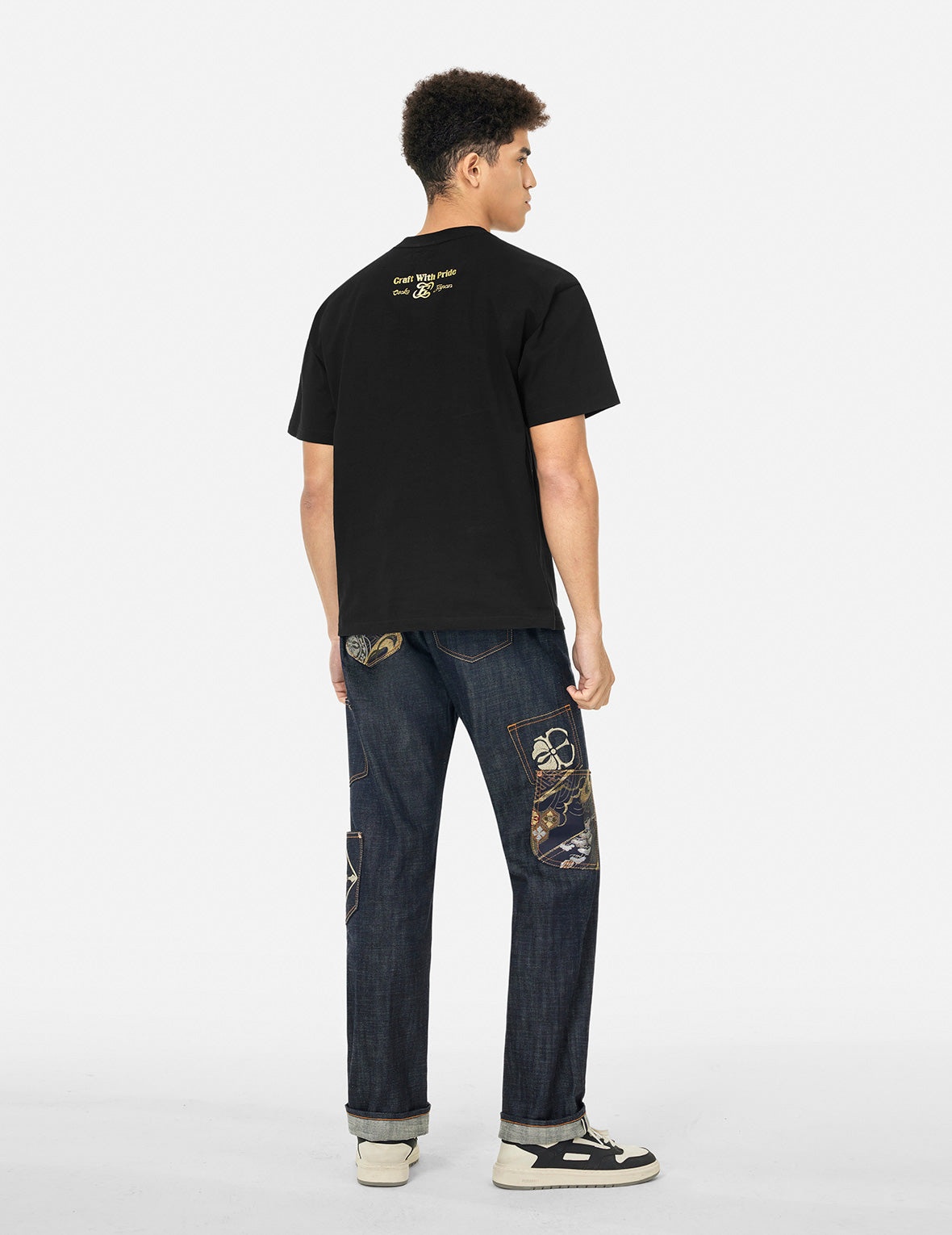Multi-Pocket and Multi-Print Relax Fit T-shirt - 4