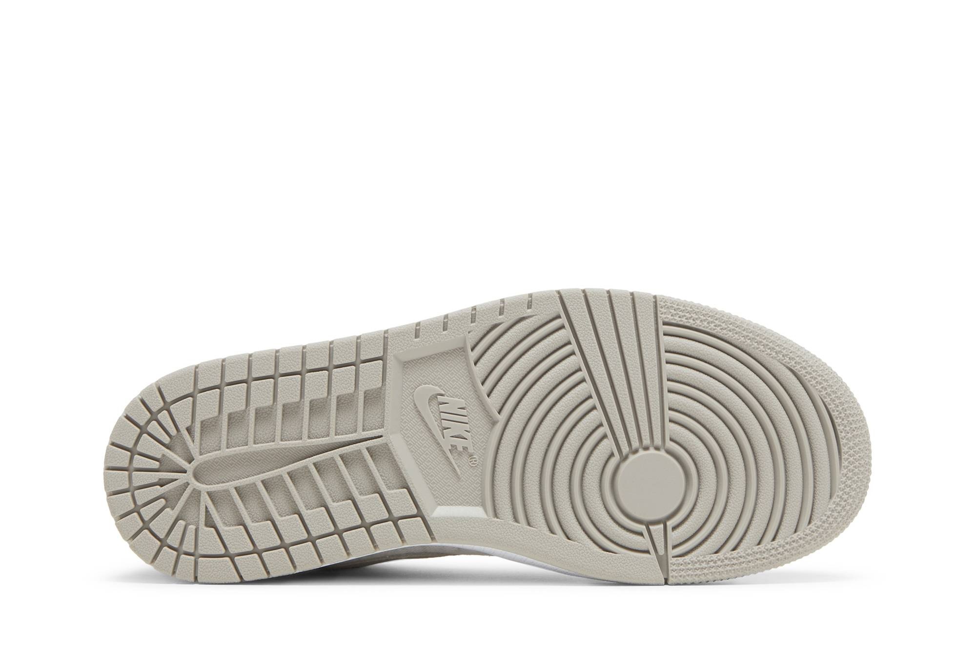 Wmns Air Jordan 1 Low SE 'Light Iron Ore' - 4