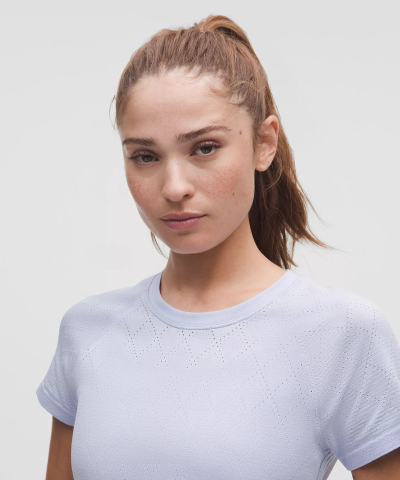 Swiftly Tech Short-Sleeve Shirt 2.0 *Hip Length 4