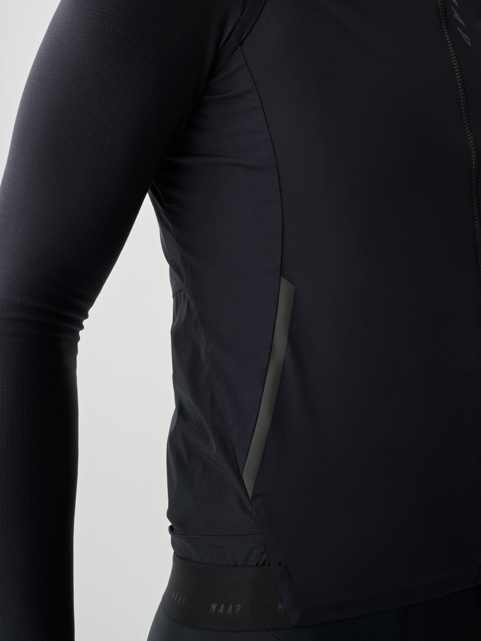 Flow Vest - 7