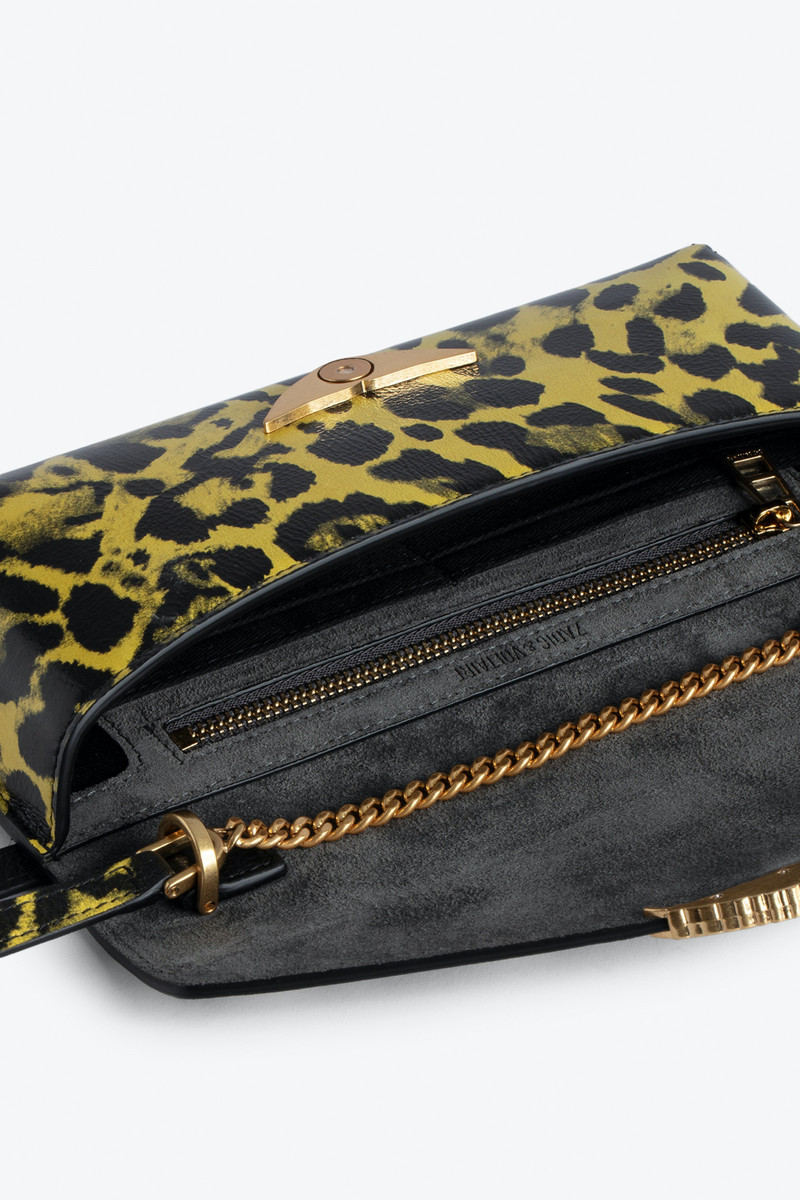 Borderline Leopard Clutch 4