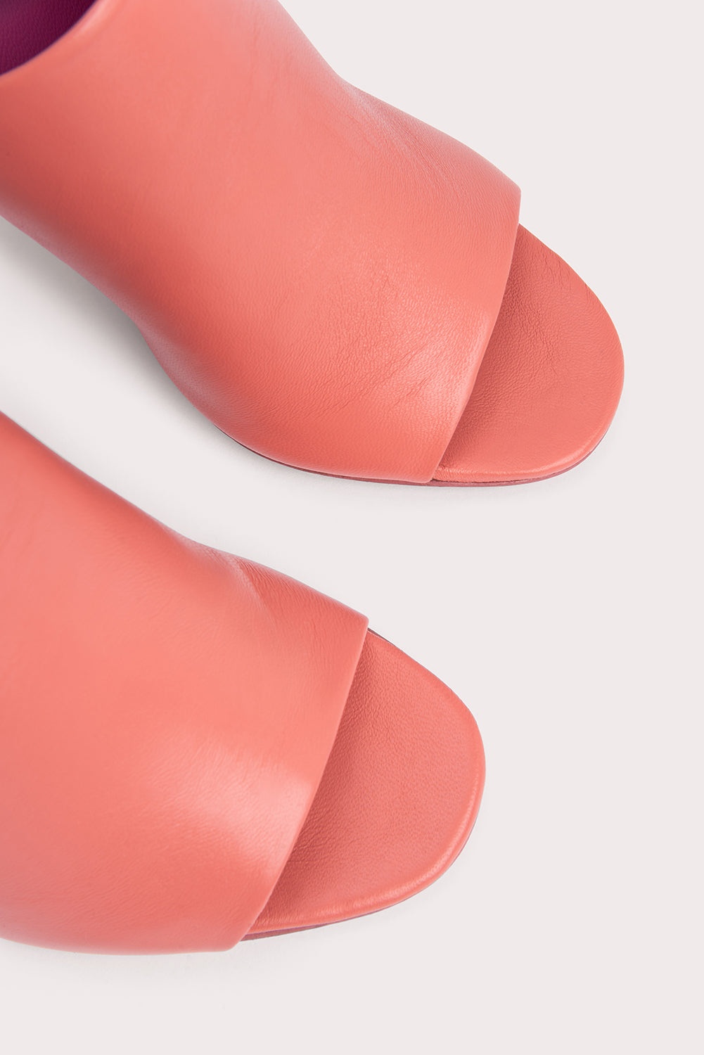 Luz Salmon Nappa Leather - 3