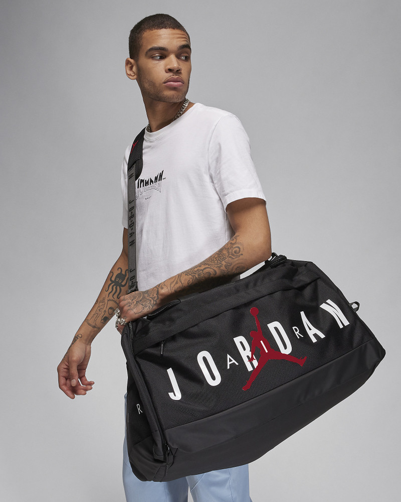 Jordan Duffel Bag (81L) 1