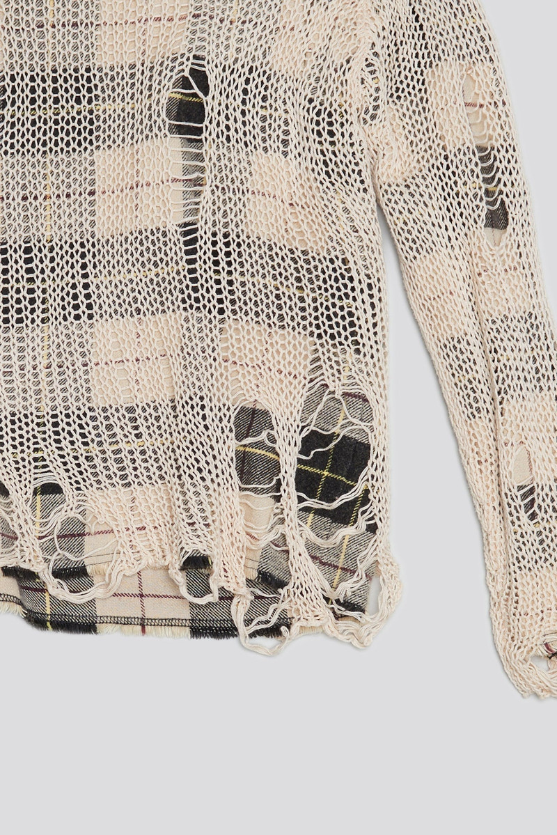 RELAXED OVERLAY CREWNECK - CREAM AND BLACK PLAID 8