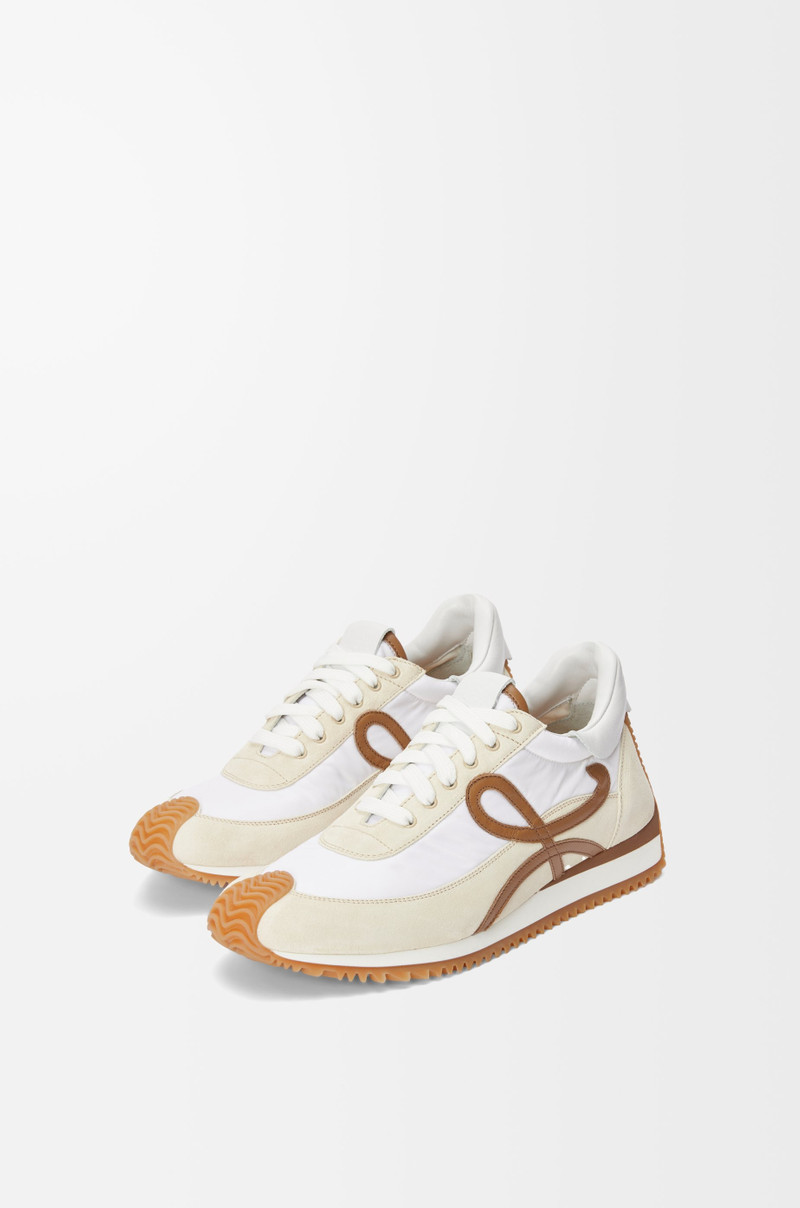 Loewe Flow Runner 2.0 in nylon and suede outlook