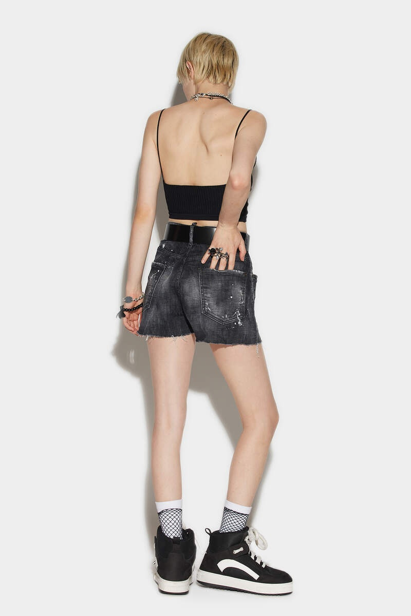 DSQUARED2 RAW CUT BAGGY SHORTS outlook