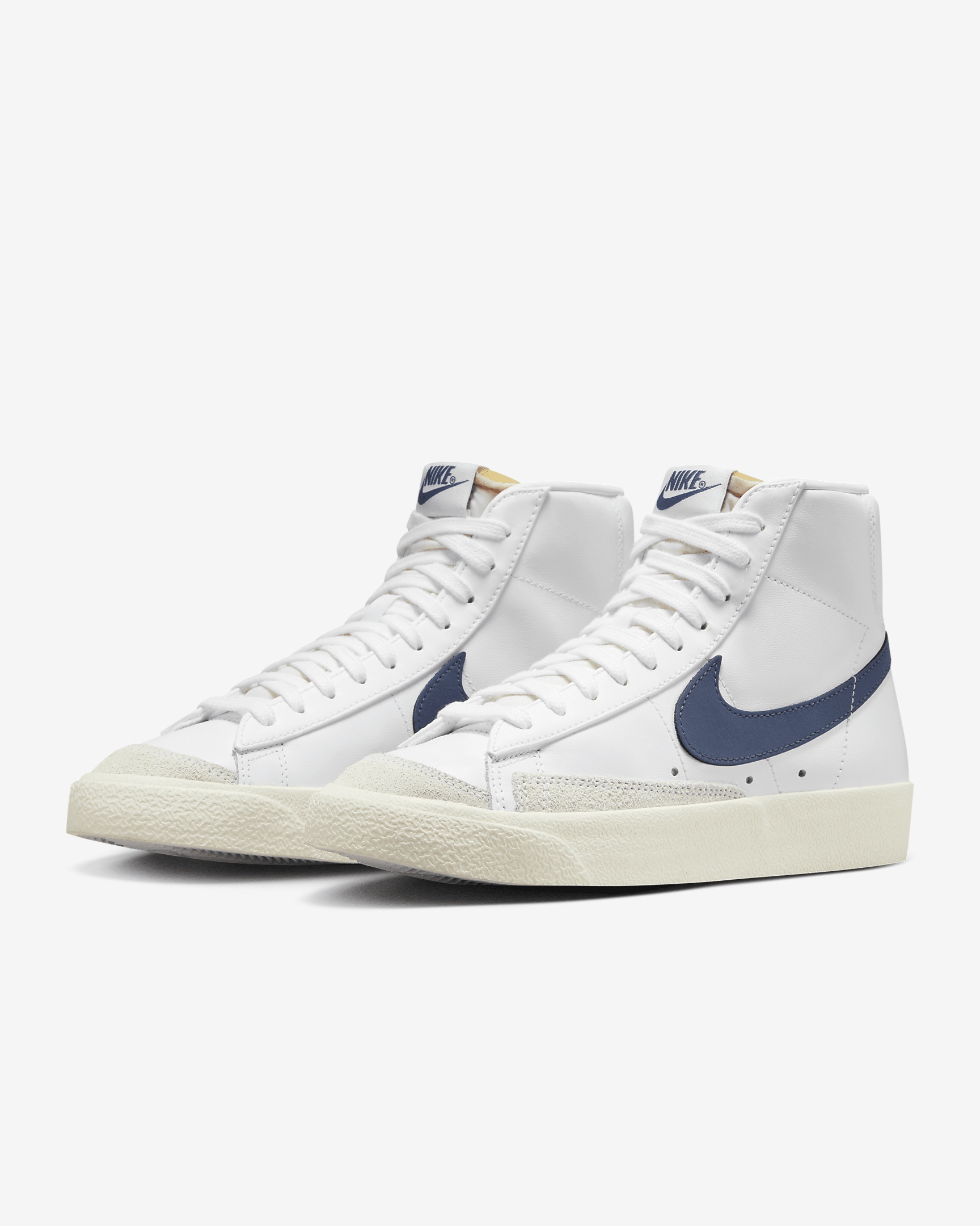 Nike Nike Women's Blazer Mid '77 Shoes REVERSIBLE