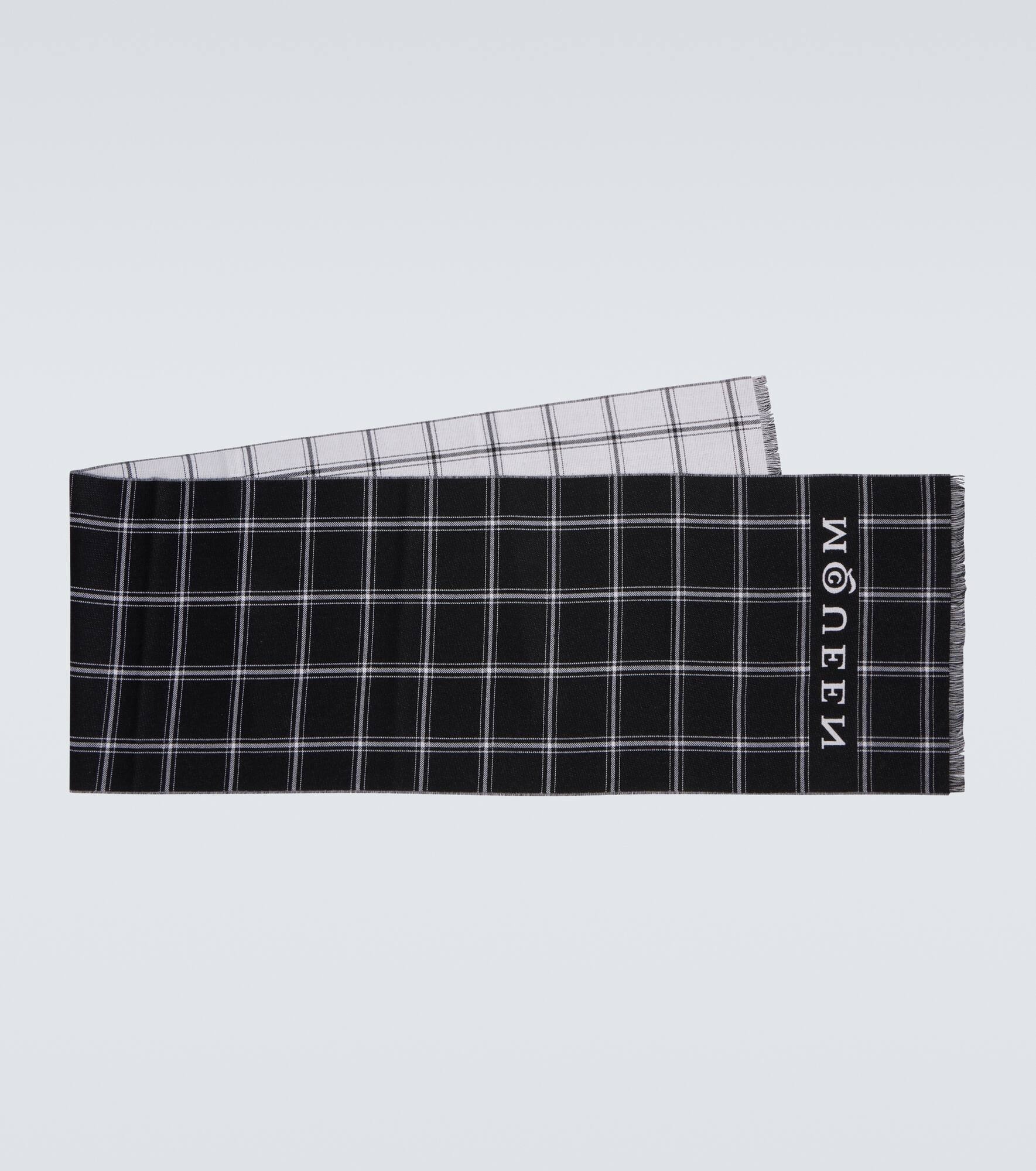 Wool scarf - 1