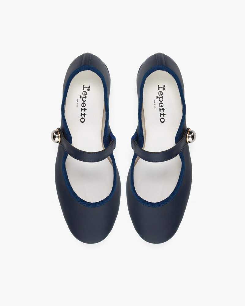 Repetto FABIENNE MARY JANES outlook