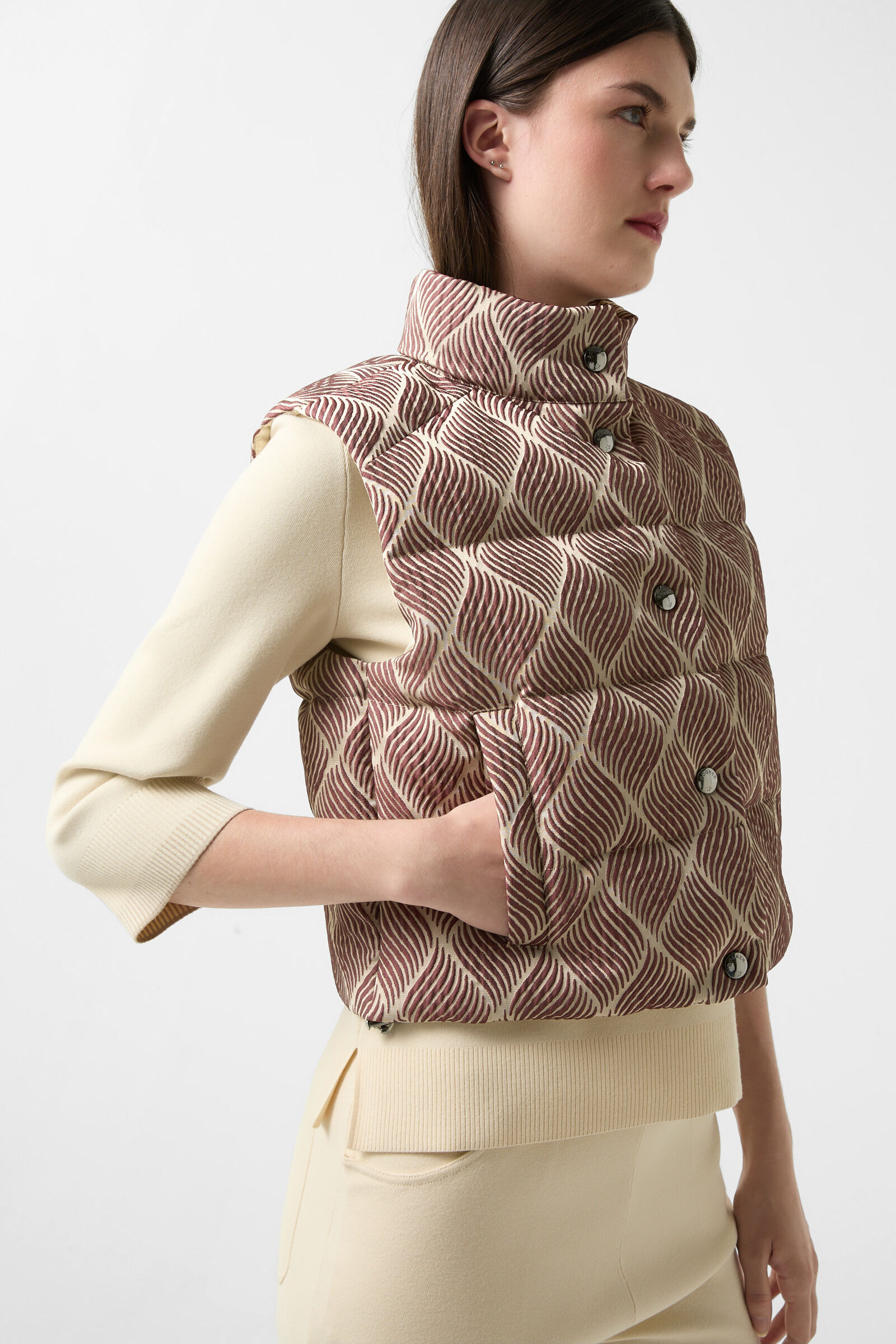 Cropp down vest Latoya in Wine red/cream - 5