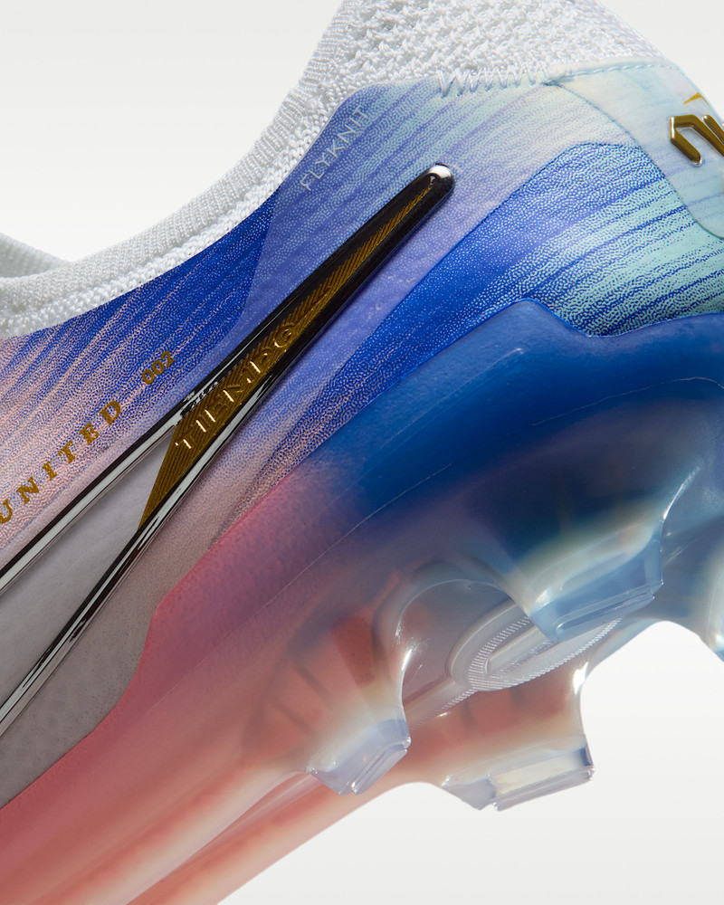 Nike United Tiempo Legend 10 Elite Firm-Ground Low-Top Soccer Cleats 9