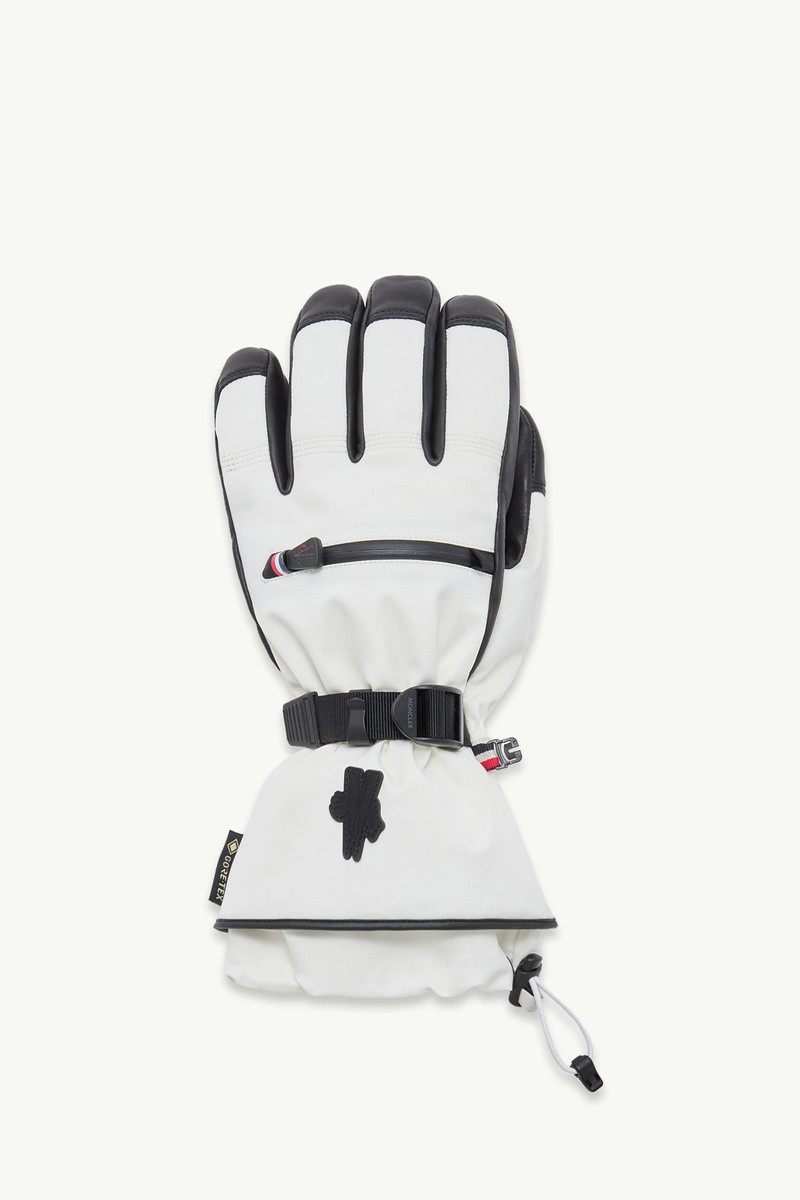 Padded Gloves 1