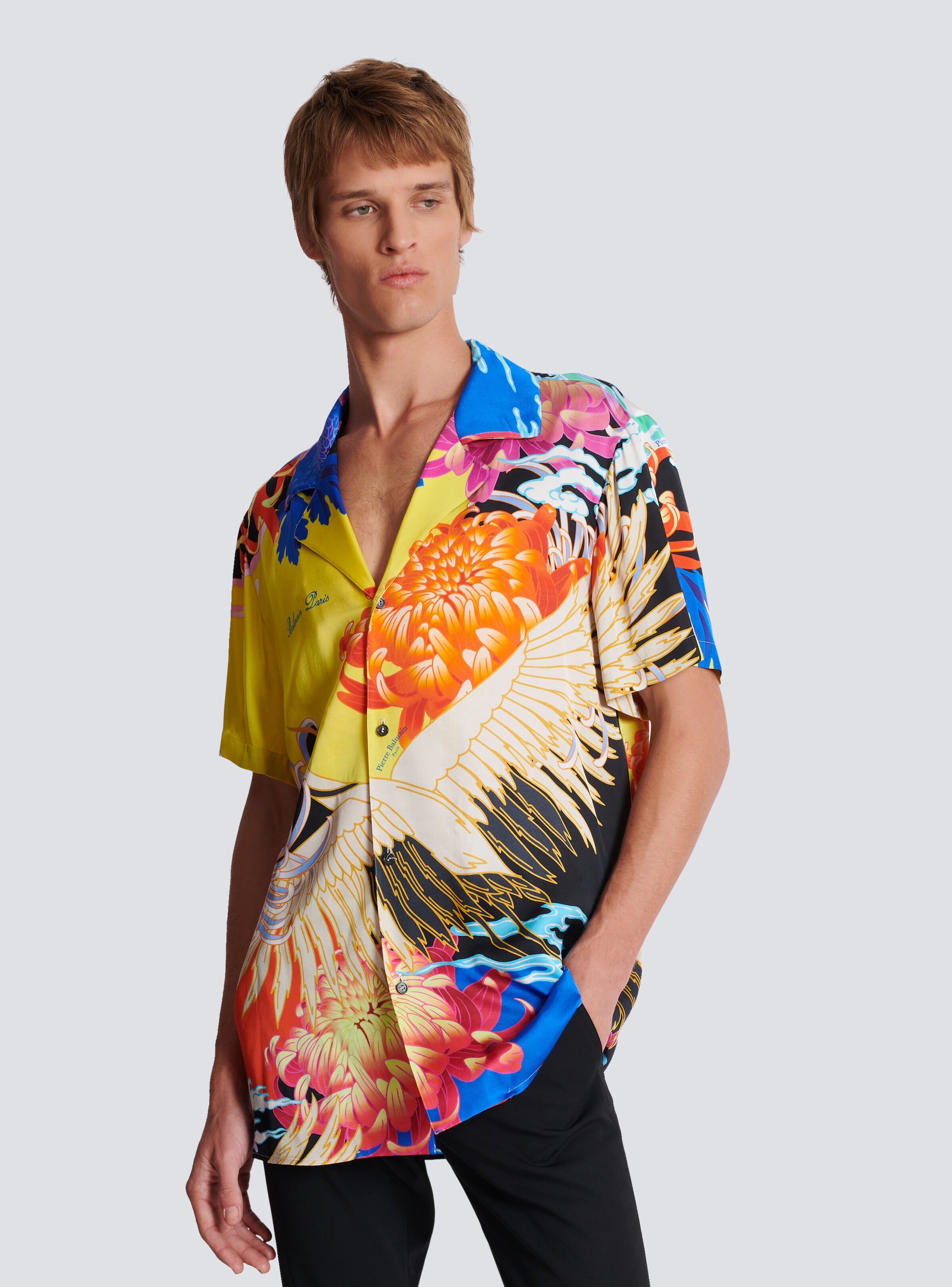 Short-sleeved satin shirt with Crane print - 6