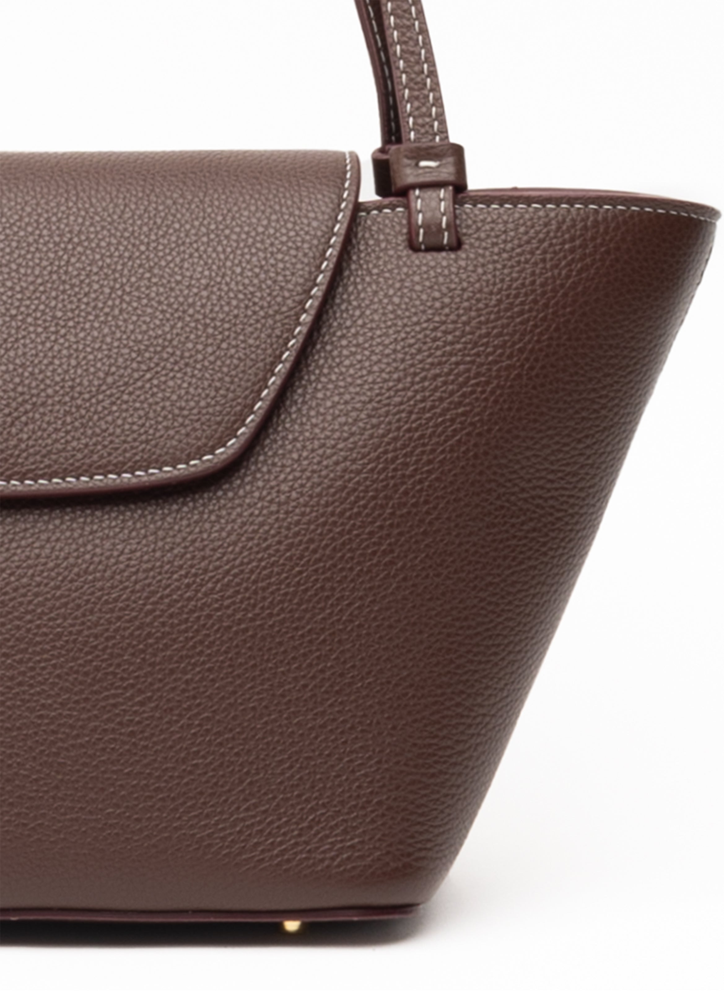 Courrier Tote Pebbled Leather Dark Brown/White Stitching - 4
