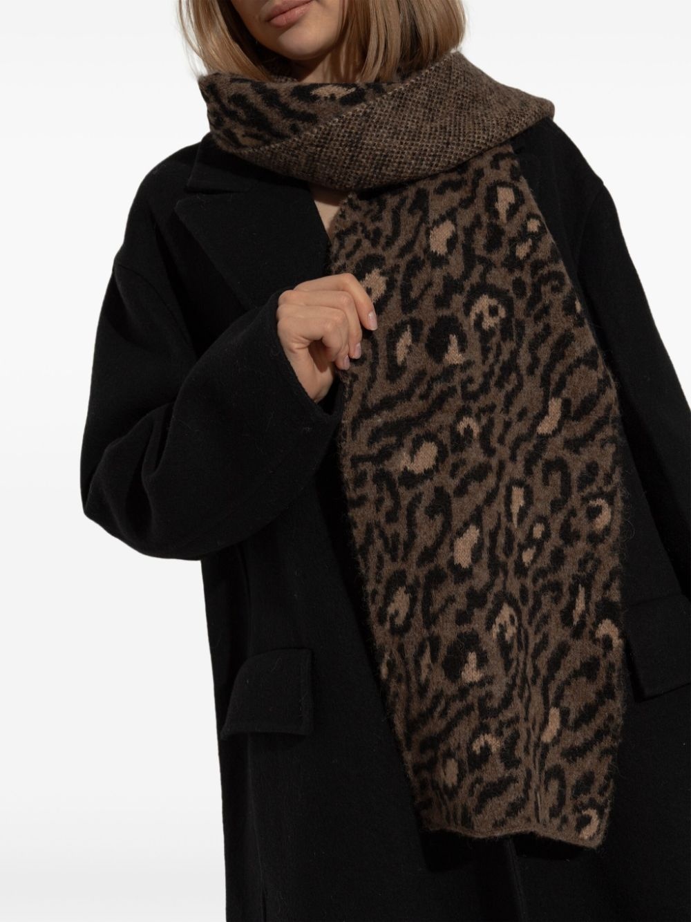 leopard-intarsia scarf - 4