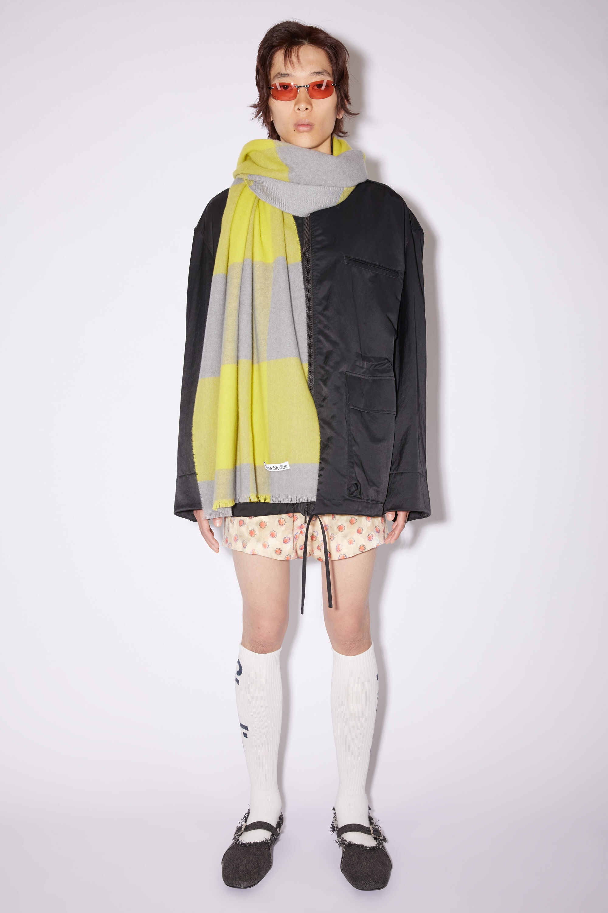 Check wool scarf - Acid yellow/carbon grey - 3
