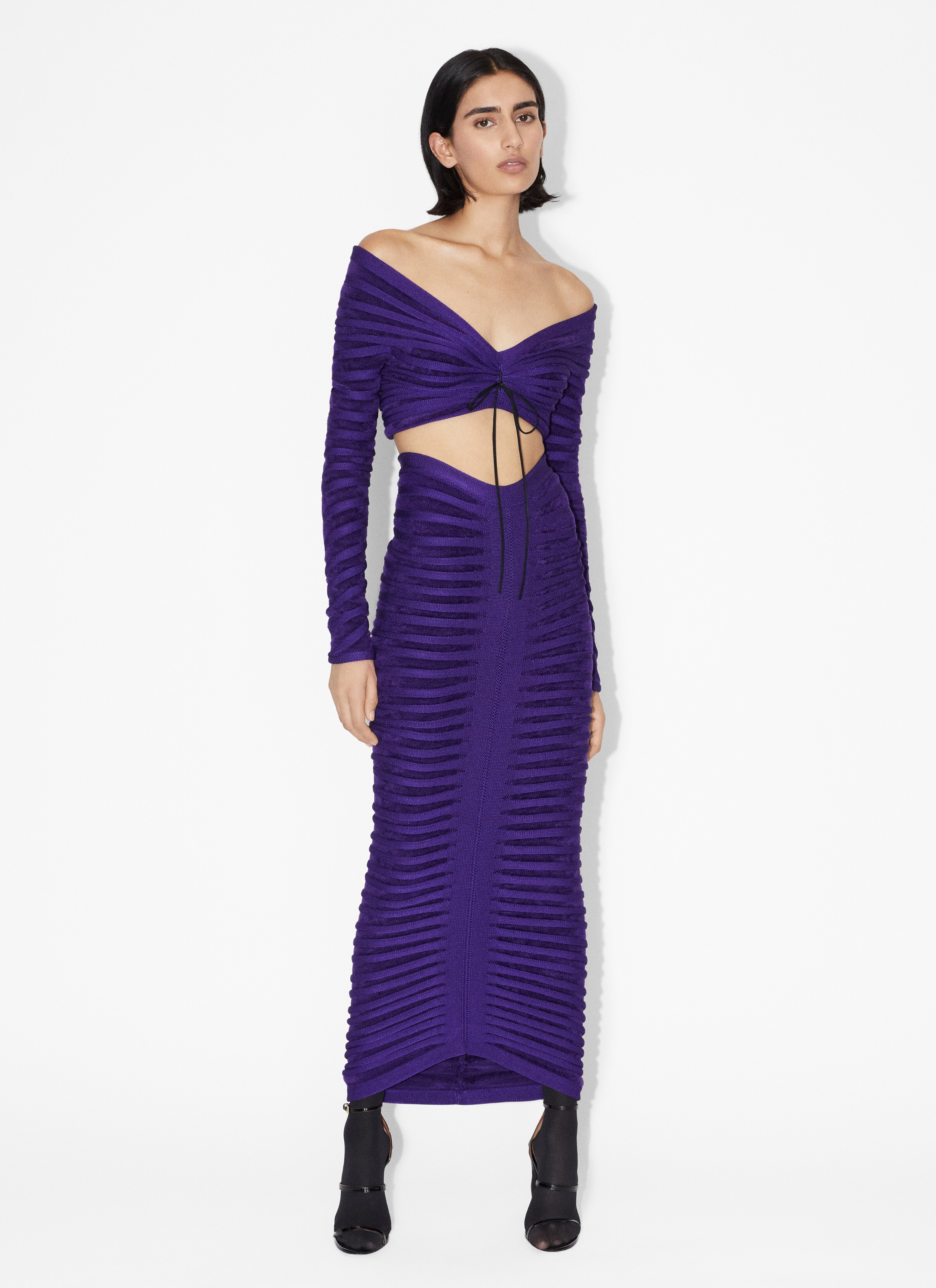 FITTED MAXI VELVET SKIRT - 2