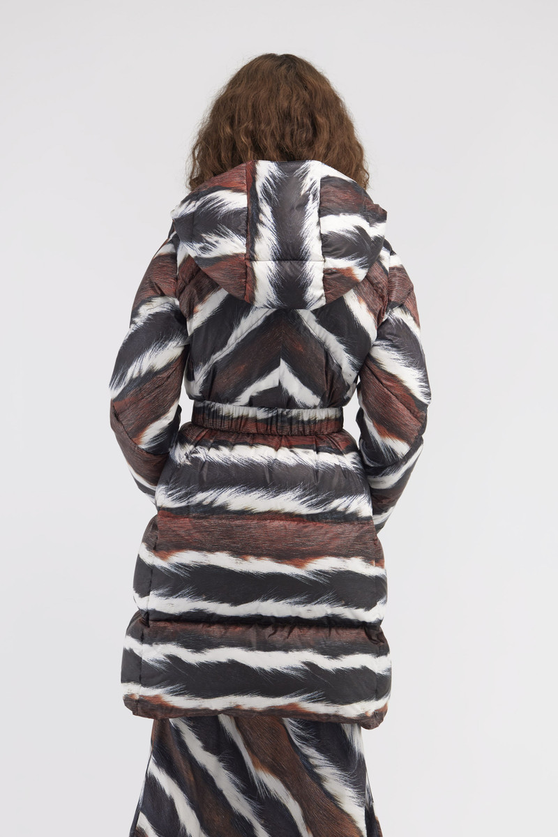Animalier print puffer jacket with belt 4