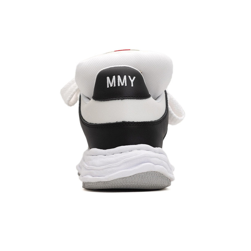 Maison MIHARAYASUHIRO Maison MIHARA YASUHIRO | WAYNE OG Sole Leather Puffer Low-Top Sneaker 'Black / White' outlook