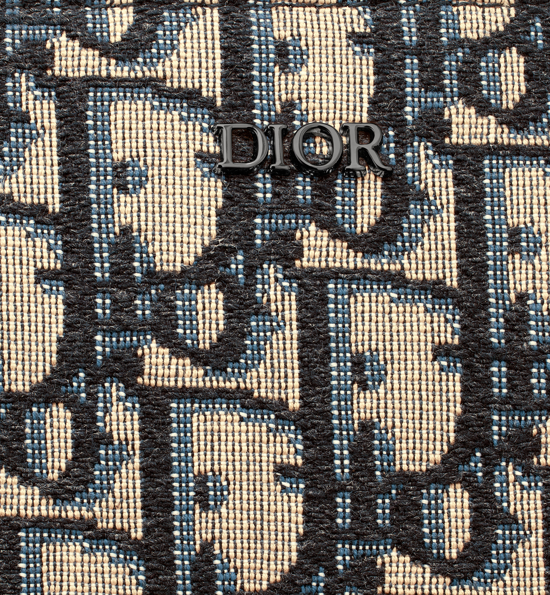 A4 Zipped Pouch - 4