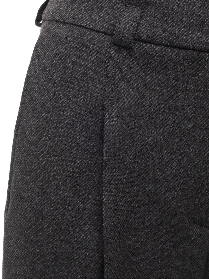 pleated trousers 3