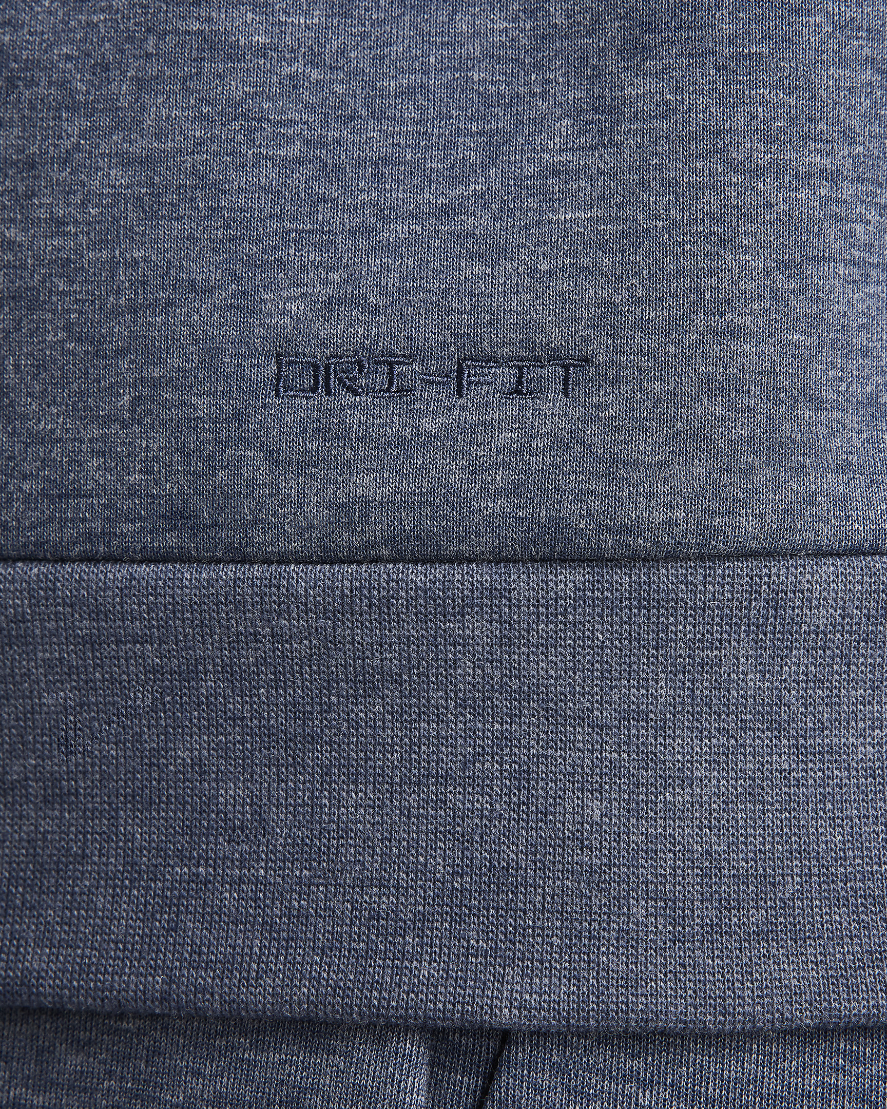 Nike Primary Men's Dri-FIT UV Versatile Crew - 13