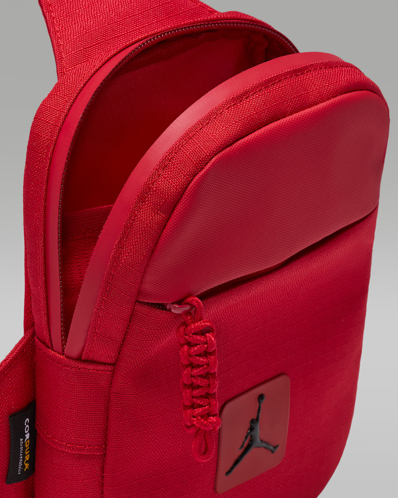 Jordan Hip Bag (1L) 4